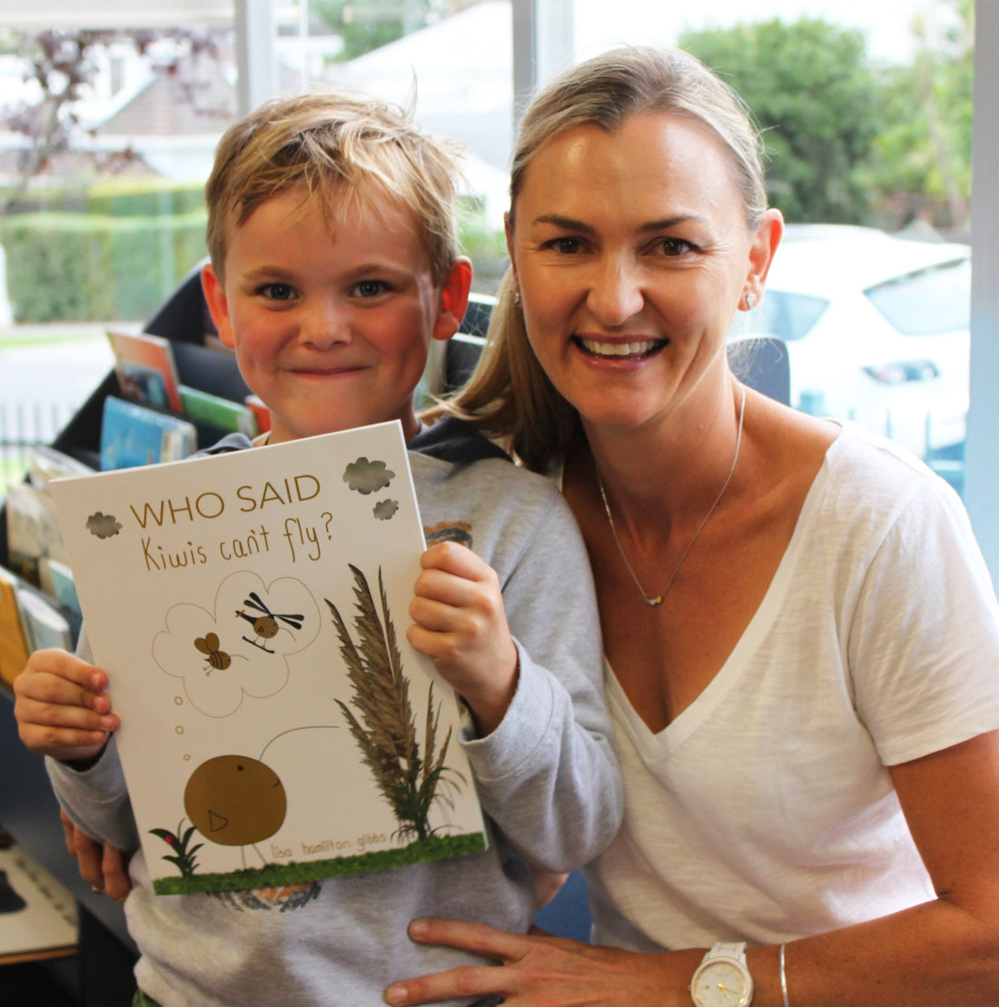 Little Kiwis review Who said Kiwis can't fly? children's book - iCandy Publishing